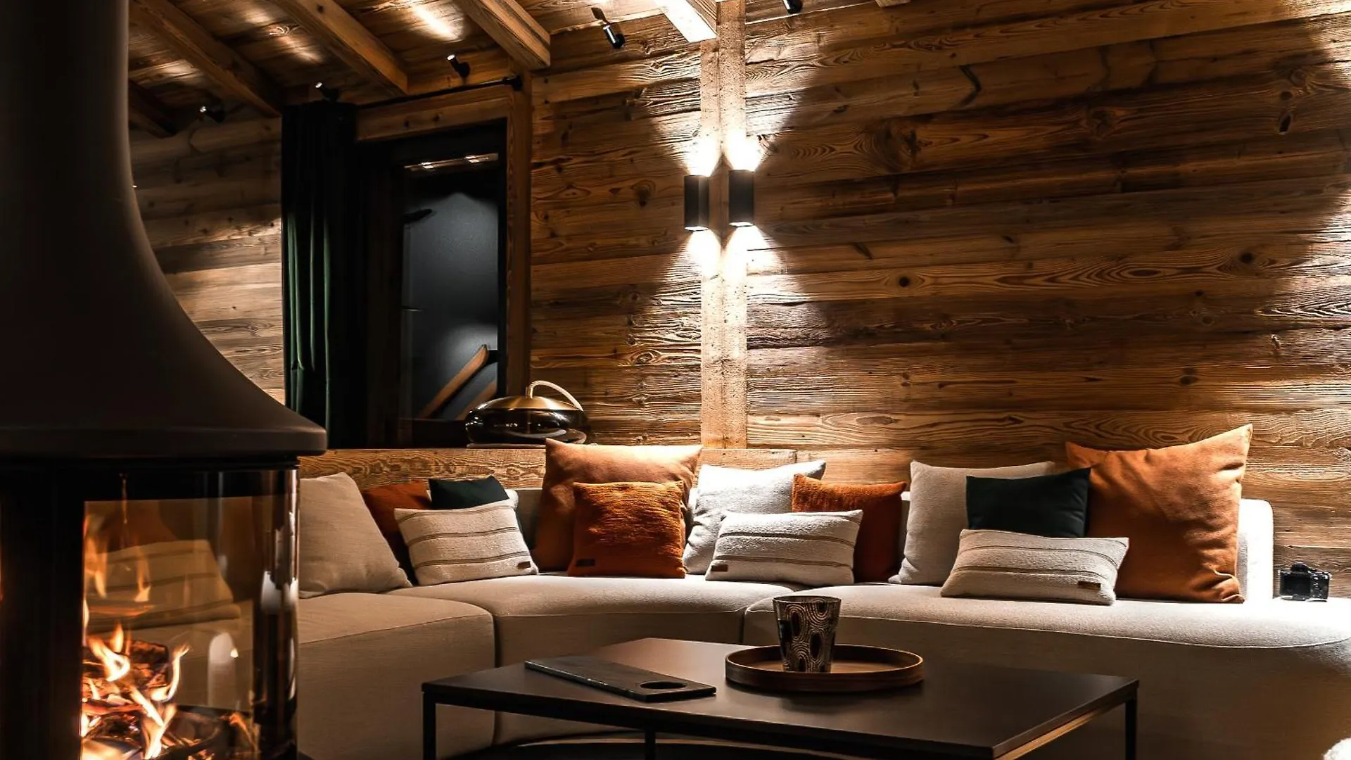 Chalet De Luxe A La Plagne Avec Spa, Acces Direct Aux Pistes - Fr-1-755-23 France